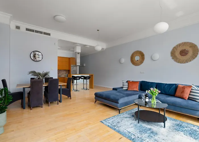 As Rynek 50 R503 Amazing View *